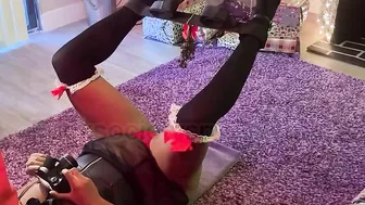 Making Out ( SLUTMAS 