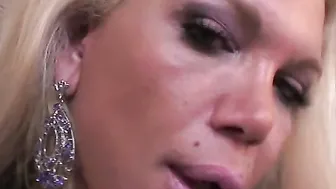 ANAL couple into Brazil - Epsiode #01