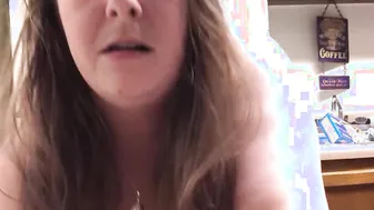 MARIE LEVINE: ANAL FUCKING 8 VIBRATOR INSIDE THE KITCHEN
