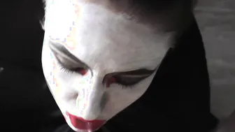 Vampire bimbos Passionate Blows Gigantic Penis to Cum Inside Mouth