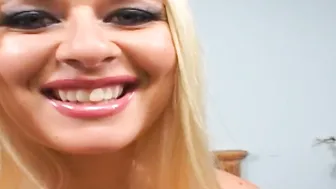 Blonde Cunt Pie Stuffed With Thick Meaty Dick