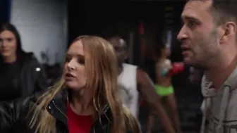 Sybil Loves Rides Huge Penis