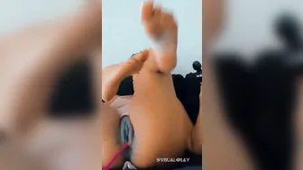 Erotic thick african shows us how her super vagina can squirt
