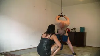 Princess Cassh's Pain clueless - Extreme Bondage Session with an Unknown Actor