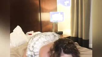 Dark Hair getting stood up and decides to play with her twat and booty
