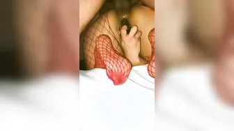 Beauty cougar Screwed into the butt and does double penetration till cum runs out her booty