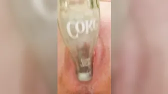 Amature Milf Uses A Bottle As Her Sex Toy - Homemade POV