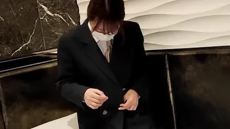 县立普通科 空手道部美少女。把制服和漫画用精子弄脏