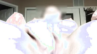 I fingers my vagina and exploded -squirt everywhere