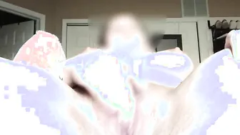 I fingers my vagina and exploded -squirt everywhere