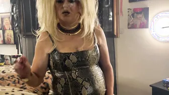 SLAG FIANCE NEEDS MORE DICK