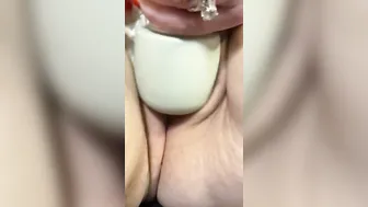 Beauty Wifey mom trying to orgasm with the new dildo Lush three