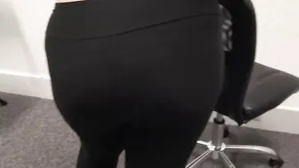 Grinding dance inside pants – VPL