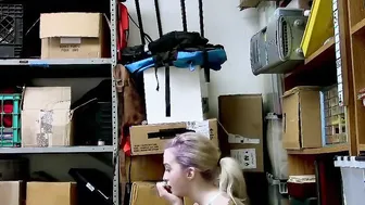 19 Yo Filmed Stealing into CCTV Camera and Complies With Cop