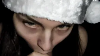 CLOSE UP EYES CONTACT DEEP EROTIC Xmas ORAL SEX