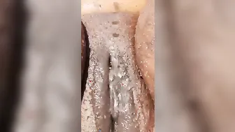 I Love The Way Water Falls On My Fat Snatch - Closeup