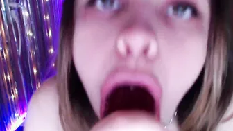 deep into Hot mouth