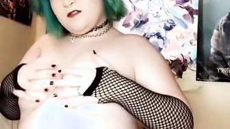 Lonely Punk cunt with mouth Can’t Help Herself
