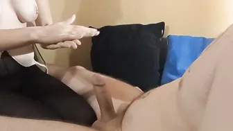 Sexual Hand Job from Dark Haired inside Tights