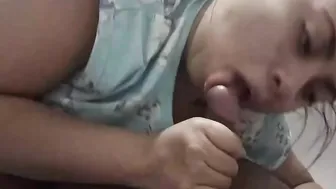 Milf offer her son from Santa Claus a rich morning oral sex and swallows his milk (Christmas)
