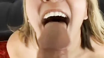 This young blonde like a expert with the pole
