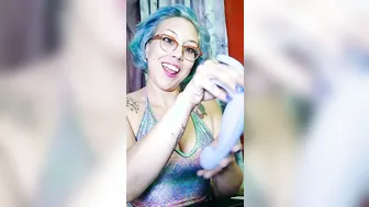 Verified Amateur Onlyfan UNBOXING Adult Vibrator then BIG Squirt TWICE