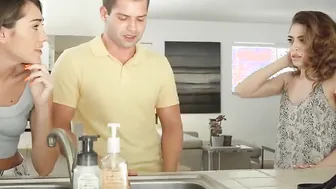 Step son fucks cougar  step sister