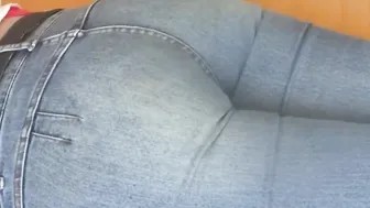 Showing off the gigantic booty of her my ex-wife to