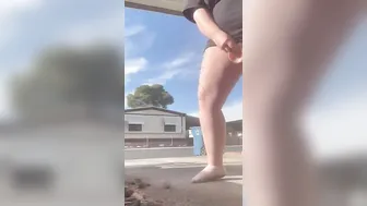 Chubby twat Quick outdoors masterbation
