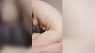 Mom ride gigantic penis on the sofa