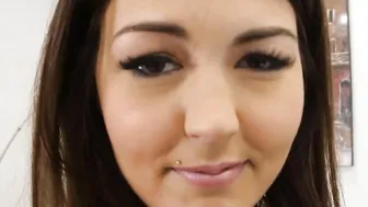 HUNT4K. Hunter closes the deal by having an affair