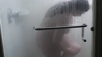 Nerdy White Mom Takes a Quick Shower at the Hotel