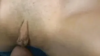 Ariel Rose Teenage give a fellatio and masturbates her