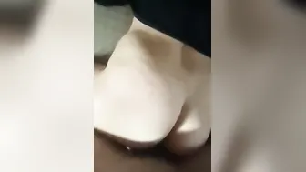 Bubble booty MILF let’s me hit.