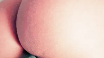 Colombian with great body getting leaking on her cam performance