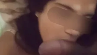 Beauty colegiala culona no se pudo resistir a mi gran pene erecto