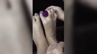 Footwork on toy