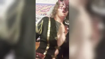 Humping pillow till I cum