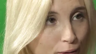College Cuties - Older Woman Seduces women In Secret
