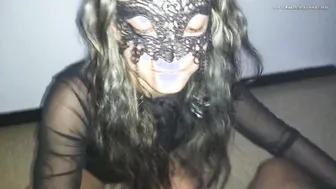 I convince my stepsister to offer me a head. I