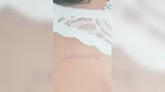 Mi novio se fue a trabajar y el vecino me cogió en four - LaNenaPia