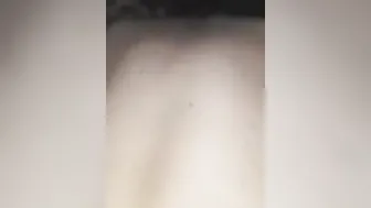 Après un sixty nine je la baise et lui fini dans la bouche