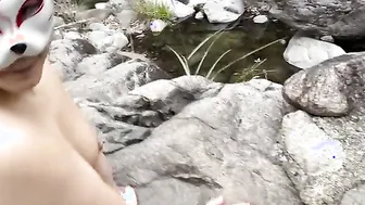【混浴温泉秘書】2本のオチンチン挟まれながら露天風呂！温泉で癒されながらオチンチンもスッキリさせちゃいます！　20代/フェラ/素人/バック/射精