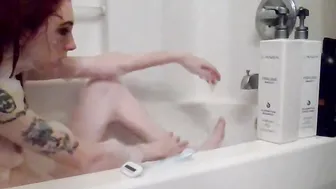 Red Head Cougar Takes A Bubble Bath Tub and Shaves