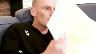 RIM4K. For taking part into Twister dude has his booty