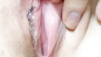 Slightly Bushy Vagina Uncensored 무수정 약간 털이  작은 보지 운지법