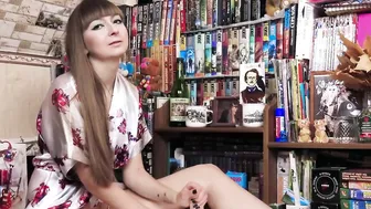 Hot Cowgirl on Huge Vibrator by the Mirror and Orgasm