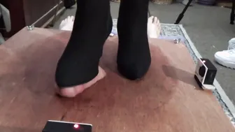 231lb PIXIE BOOT PENIS CRUSH WATCH three