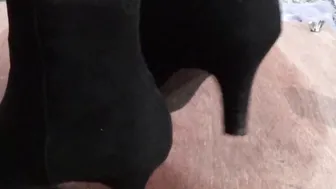 231lb PIXIE BOOT PENIS CRUSH WATCH three