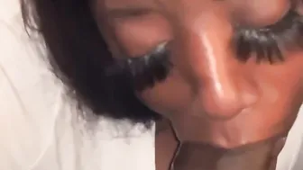African Wifey Blows Of Stranger
